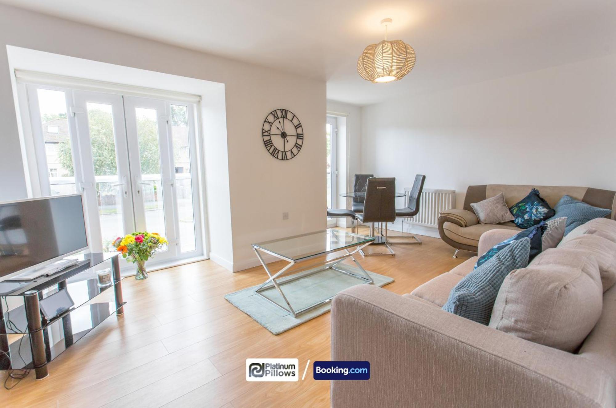 Modern Oxford 2 Bedroom Apartments, Families & Contractor Accommodation, Near John Radcliffe Hospital Exterior photo